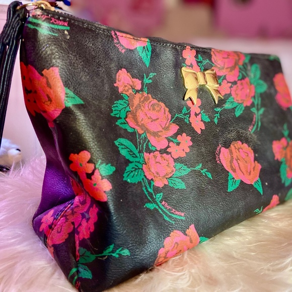 Betsey Johnson Faux Leather Floral Cosmetics Bag Medium Makeup Pouch Black/Red - Picture 5 of 8